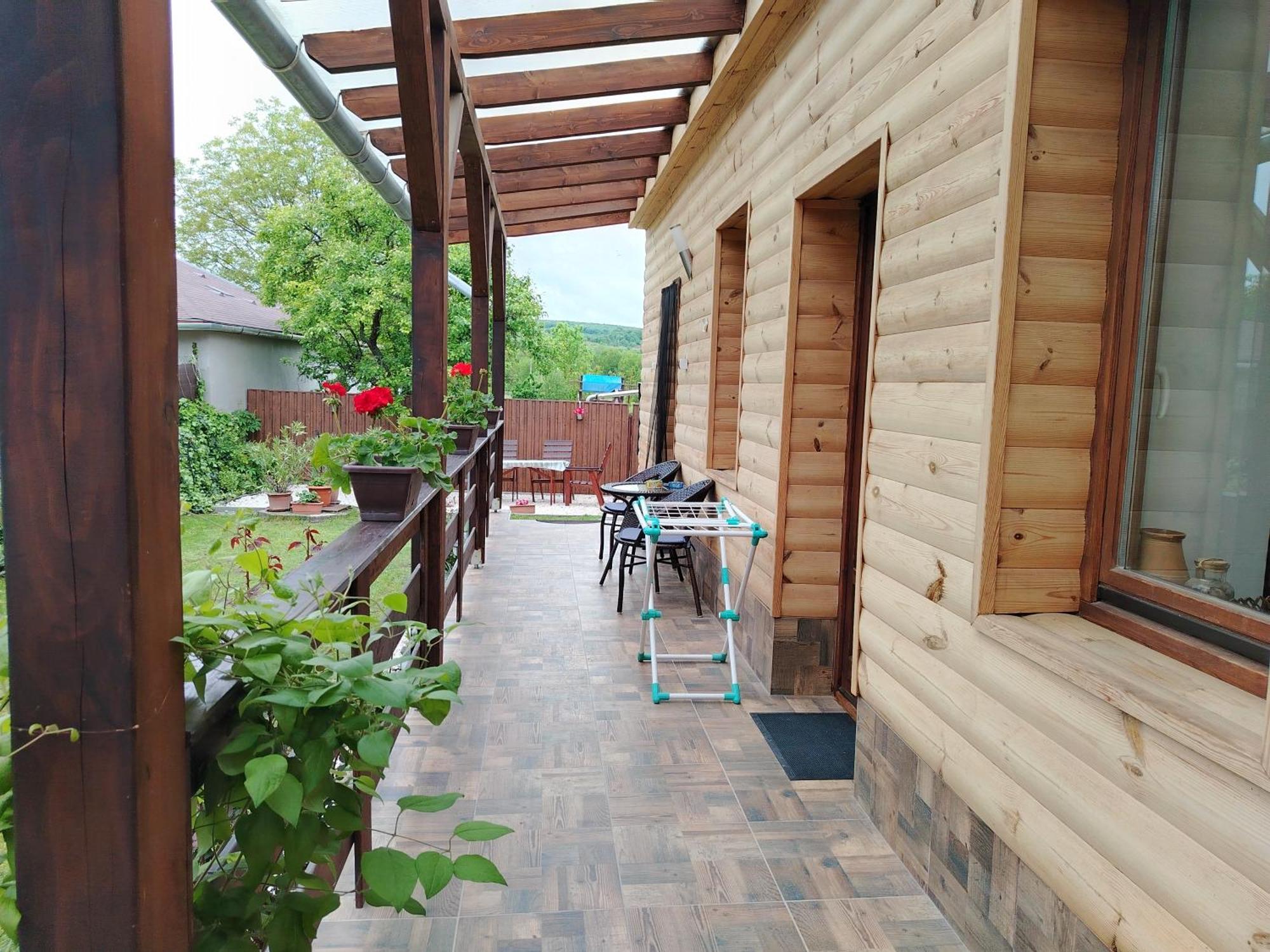 Kaptarko Apartmanhaz Demjen Exterior photo